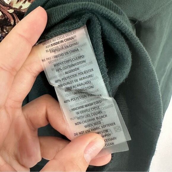 Betsey Johnson Performance Stay Wild Forest Green Fleece Sweater - Picture 6 of 7